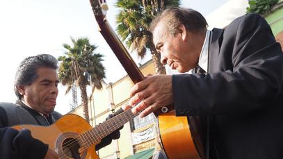 Dos guitarristas en Plaza Garibaldi Plaza Garibaldi